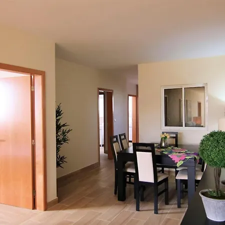 Elegant House In Calheta, Sea View 칼례타