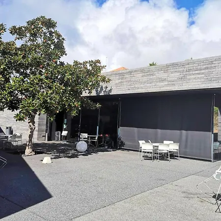 Elegant House In Calheta, Sea View * 칼례타