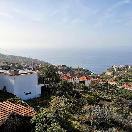 Elegant House In Calheta, Sea View