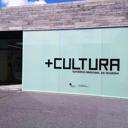 Elegant House In Calheta, Sea View Tatil Evi