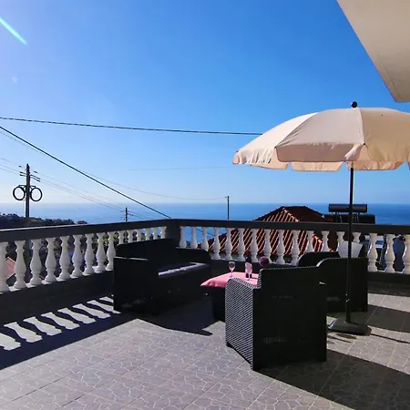 Elegant House In Calheta, Sea View * Calheta (Madeira)