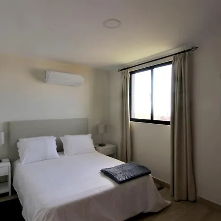 Elegant House In Calheta, Sea View