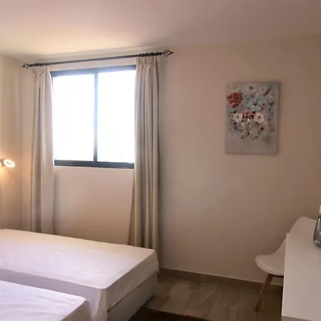 Elegant House In Calheta, Sea View