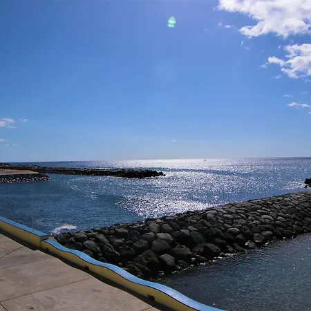 Elegant House In Calheta, Sea View *